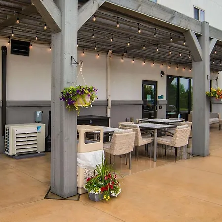 Mainstay Suites Carlisle - Harrisburg-3