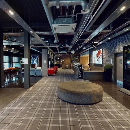 Village Hotel Glasgow-2