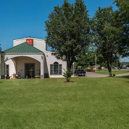 Econo Lodge-3