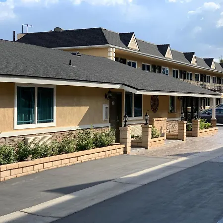 Walnut Inn & Suites West Covina-3