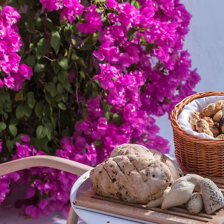 Katikies Santorini - Gea House - The Leading Hotels Of The World-2