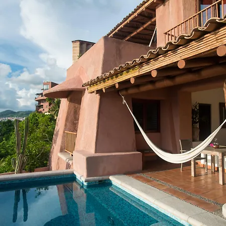 La Casa Que Canta (Adults Only)-3
