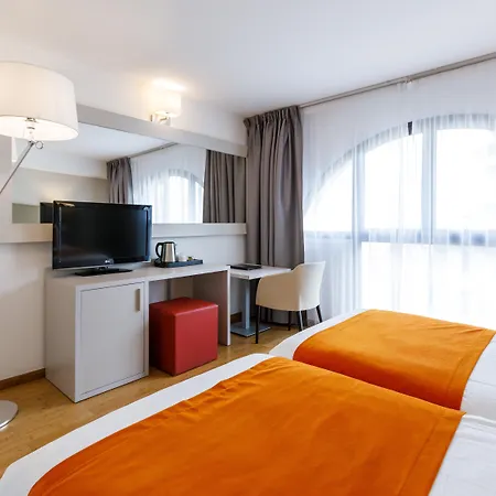 Hotel Nice Riviera-2