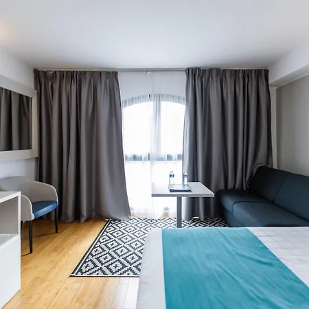 Hotel Nice Riviera-3