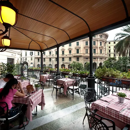 Hotel Continental Genova-3