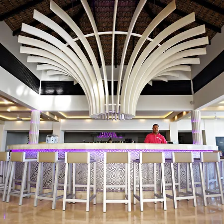 Royalton Chic Punta Cana, An Autograph Collection All-Inclusive Resort & Casino, Adults Only-2