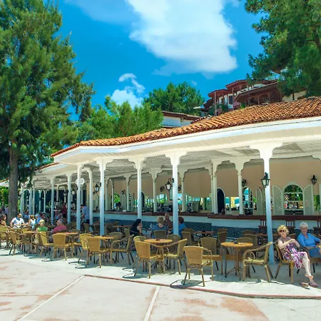 Club & Hotel Letoonia-2