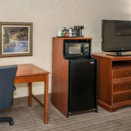 Quality Inn Castleton-3