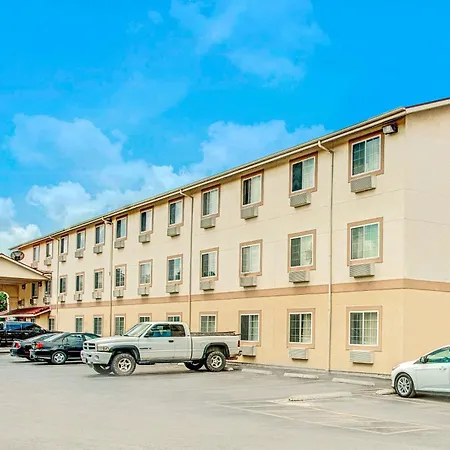 Super 8 By Wyndham San Antonio/Fiesta-2