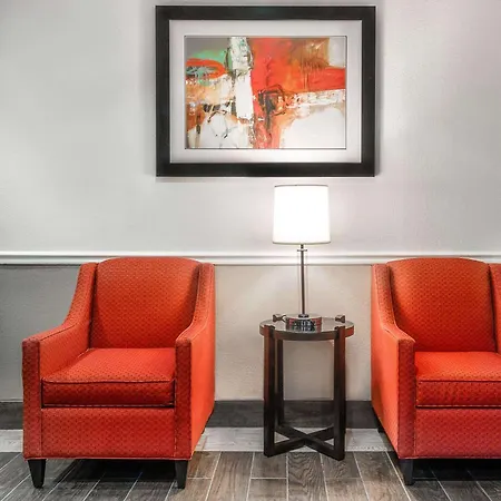 Days Inn & Suites By Wyndham Dallas-2