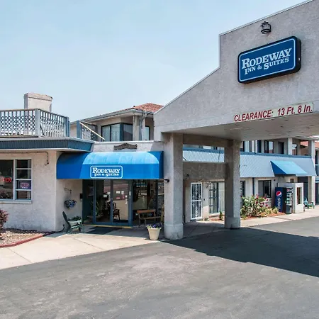 Rodeway Inn & Suites-3