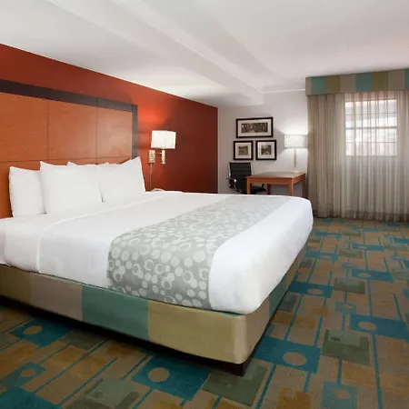 La Quinta Inn By Wyndham Denver Central-3