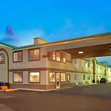 Days Inn By Wyndham San Antonio Airport-3