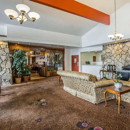 Econo Lodge Near Reno-Sparks Convention Center-3