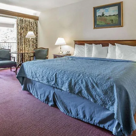 Econo Lodge Near Reno-Sparks Convention Center-2