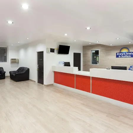 Days Inn By Wyndham Mission Valley-Sdsu-3