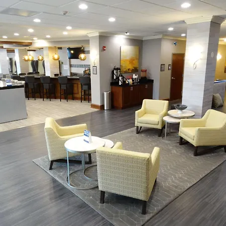 Cottonwood Airport & Expo Hotel Louisville-2