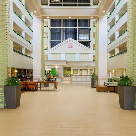 Hilton Garden Inn Dallas/Market Center-2