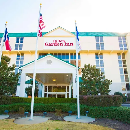 Hilton Garden Inn Dallas/Market Center-3