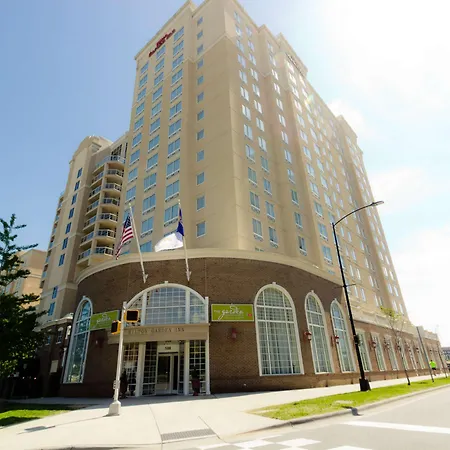 Hilton Garden Inn Charlotte Uptown-3