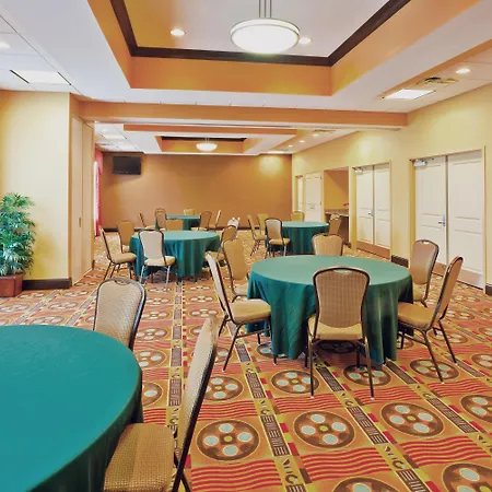 Holiday Inn Express Nashville-Opryland By Ihg-2