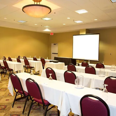 Embassy Suites By Hilton Tulsa I-44-3