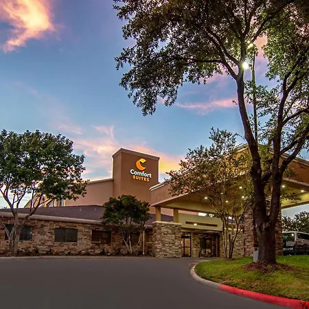 Comfort Suites Nw Dallas Near Love Field-3