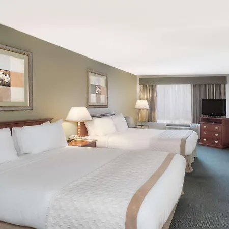 Hawthorn Suites Sacramento-3