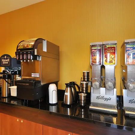 Best Western Plus Fresno Inn-2