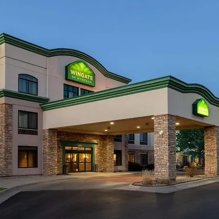 Wingate By Wyndham Gillette-3