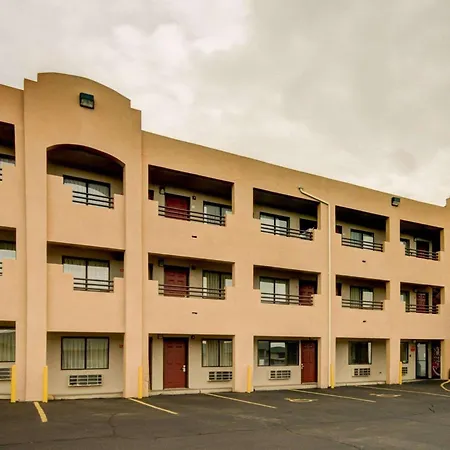 Econo Lodge Albuquerque East-3