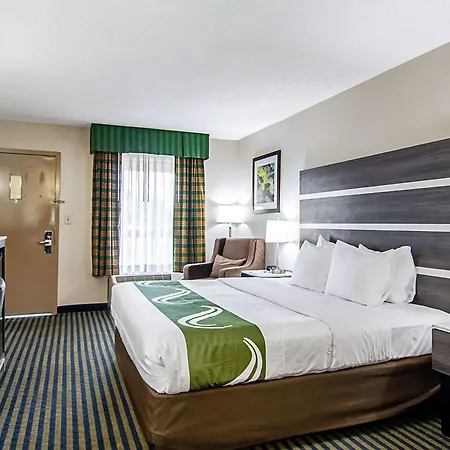 Quality Inn Savannah I-95-3