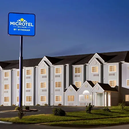 Microtel Inn & Suites Lincoln-2