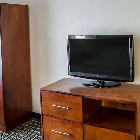 Comfort Suites Portland Southwest-2