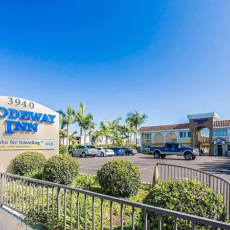 Rodeway Inn & Suites-2
