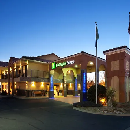 Surestay Plus Hotel By Best Western Albuquerque I-40 Eubank-3