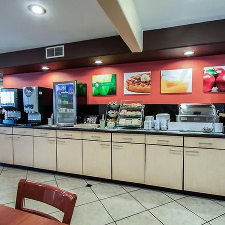 Quality Inn Airport East-3
