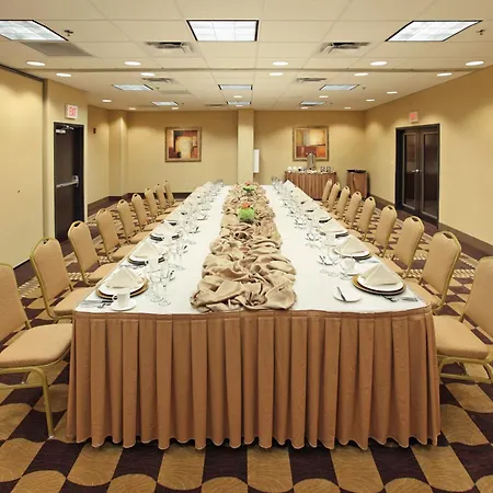 Wyndham Grand Executive Center Little Rock Airport-3