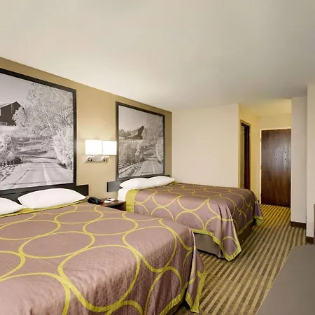 Super 8 By Wyndham Lexington Hamburg Area-3