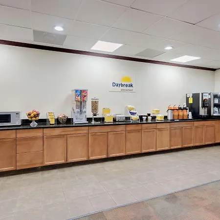 Days Inn By Wyndham Montgomery Near Aum-3