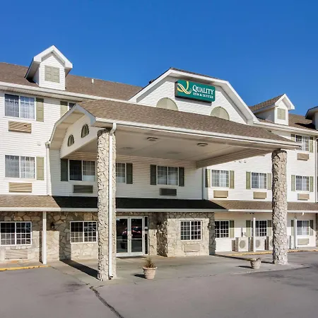 Quality Inn & Suites Lincoln North-3