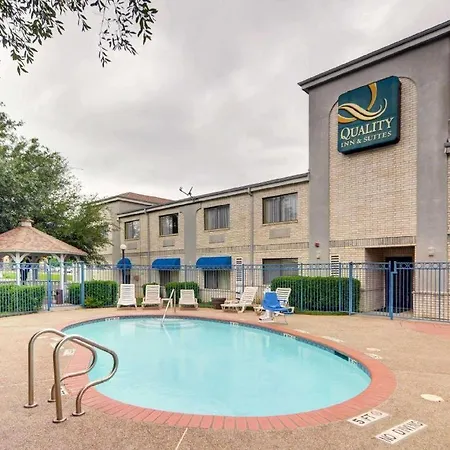 Quality Inn & Suites Grand Prairie South-2