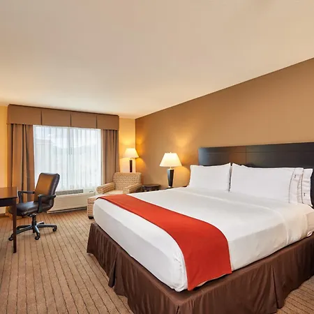 Holiday Inn Express & Suites El Paso Airport By Ihg-3