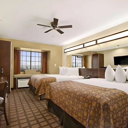 Microtel Inn & Suites By Wyndham Round Rock-2