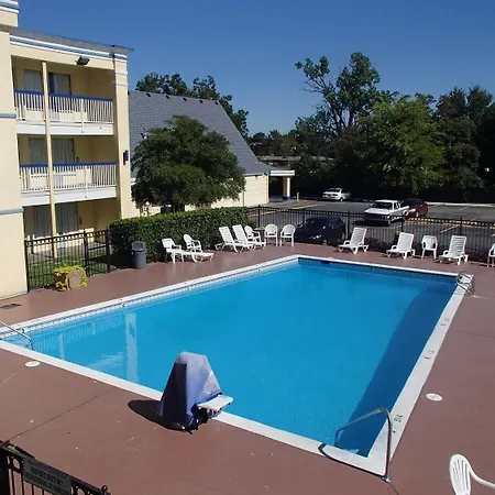Days Inn By Wyndham Shreveport-3