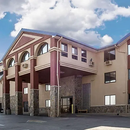 Econo Lodge Black Hills-3
