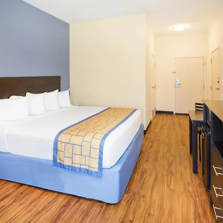 Days Inn By Wyndham Macon I-75 North-2