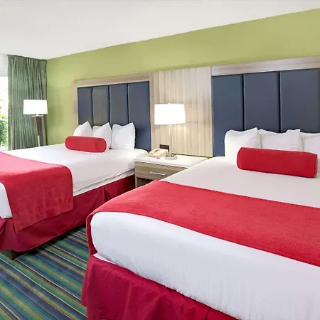 Ramada By Wyndham Fort Lauderdale Airport/Cruise Port-3