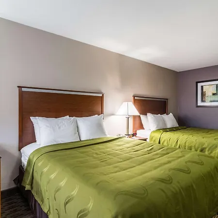 Quality Inn University Near Downtown-2