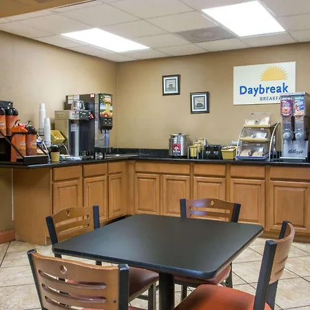 Days Inn By Wyndham Ormond Beach-3